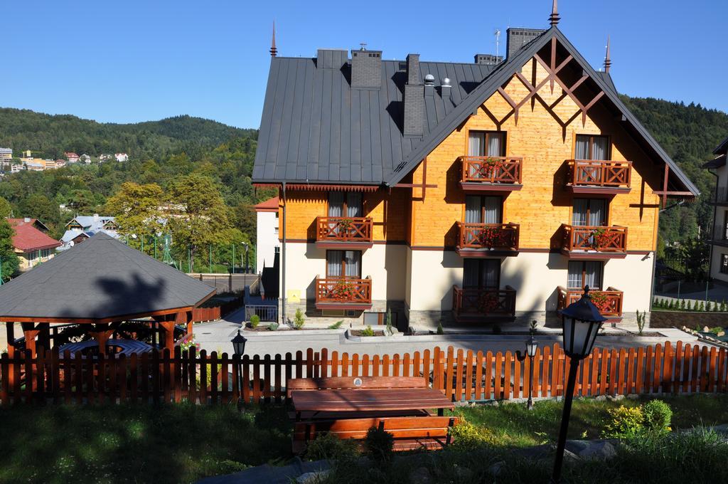 Pensjonat Gaborek Krynica Exterior foto